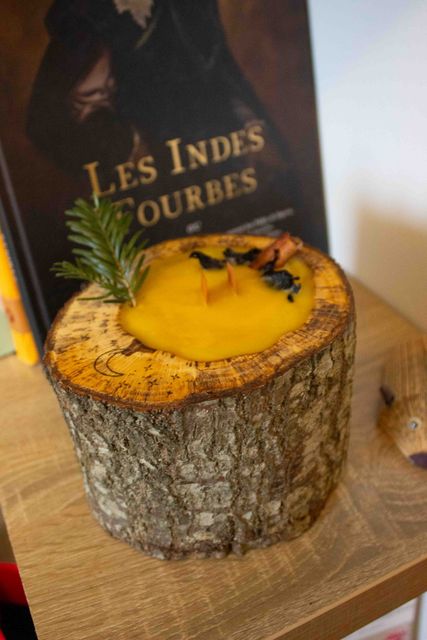 Bougies et bois naturel