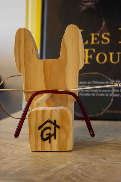Porte-lunettes en bois