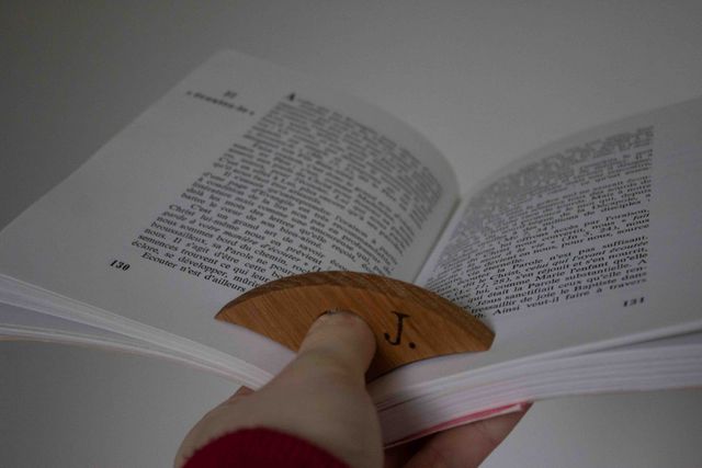 Accessoires de lecture en bois